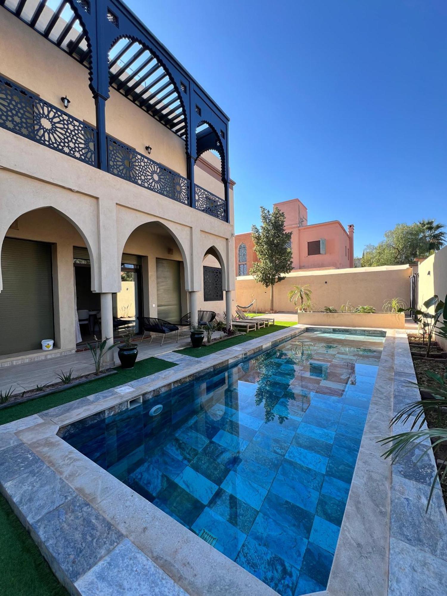 Marrakech Piscine 别墅 *